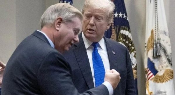 民信配资 美议员：谈判大门即将关闭，我们将给特朗普一把打击俄罗斯的“大锤子”